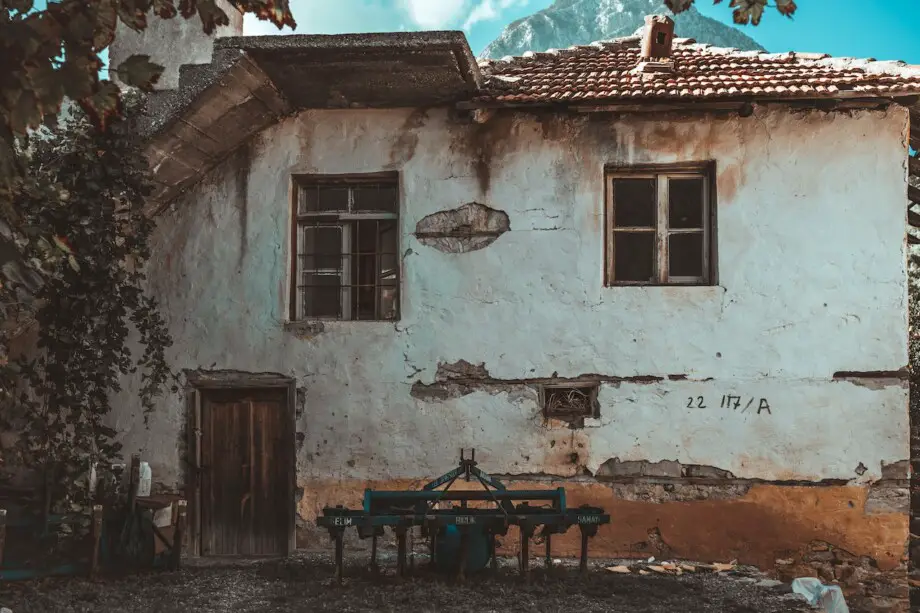 pexels aysegul alp 14755983 How Often Should I Paint The Exterior Of My House?